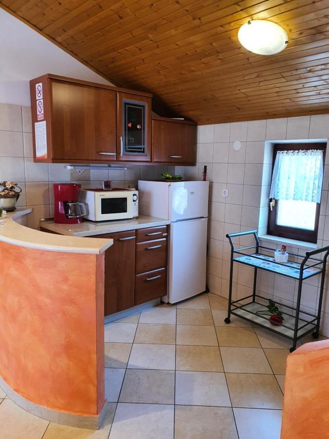 Diana Apartman Brsec Bagian luar foto