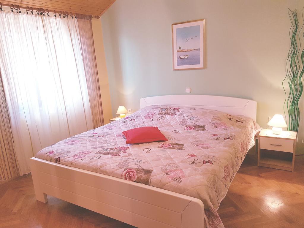 Diana Apartman Brsec Bagian luar foto